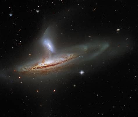 H­u­b­b­l­e­,­ ­e­n­e­r­j­i­k­ ­g­ö­k­a­d­a­ ­N­G­C­ ­5­4­7­’­y­i­ ­t­e­s­p­i­t­ ­e­t­t­i­